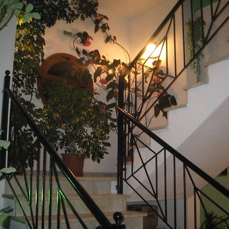 Palatino Studios Agia Paraskevi  Luaran gambar