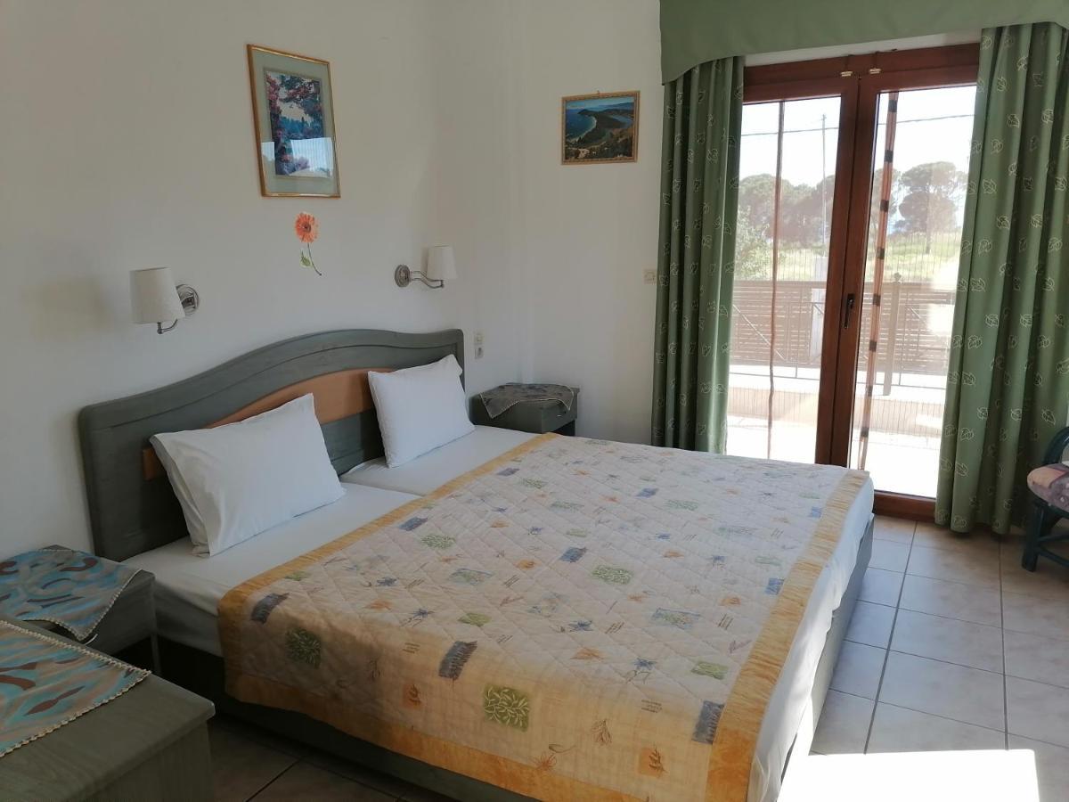 Palatino Studios Agia Paraskevi  Luaran gambar