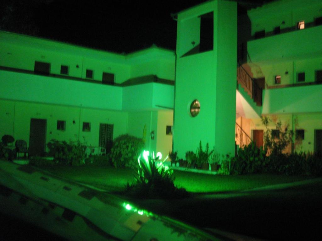 Palatino Studios Agia Paraskevi  Luaran gambar